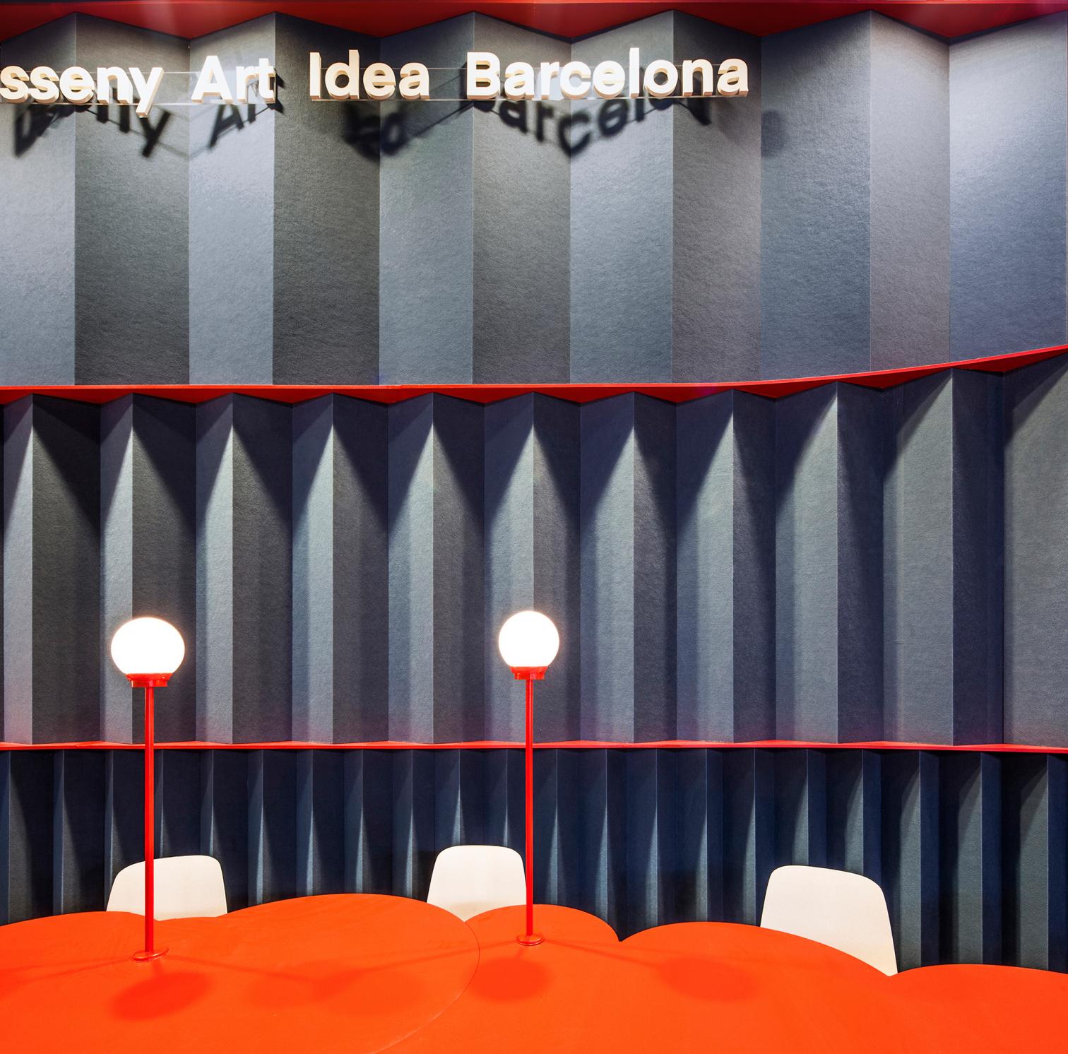 EINA 的“Stand”设计丨西班牙巴塞罗那丨Anna Bach 和 Eugeni Bach 领导的公司-7