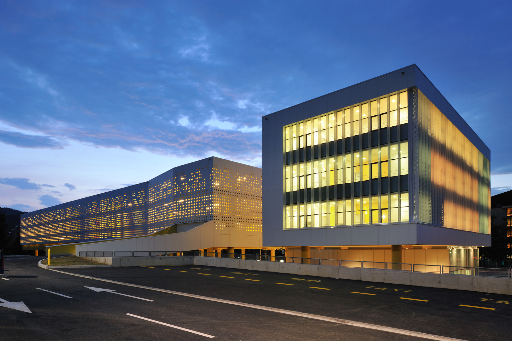 Velenje 公交车站-5