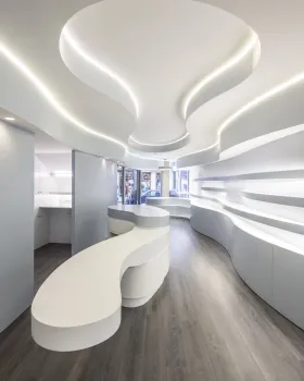 NOVAÓPTICA 光学商店
