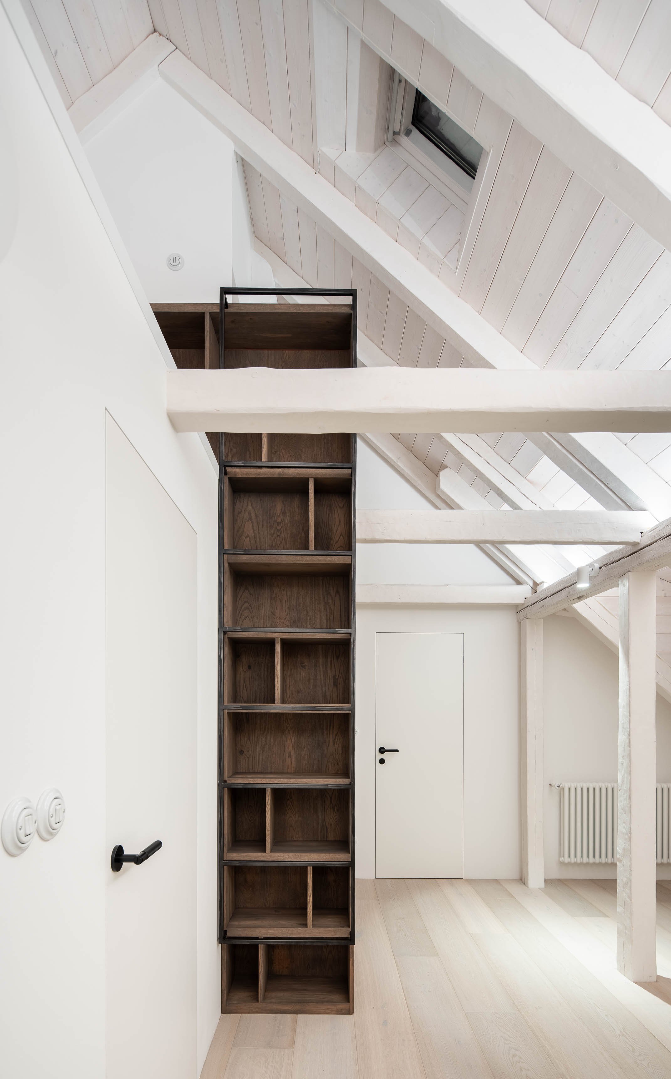 墙屋丨捷克丨OOOOX-70