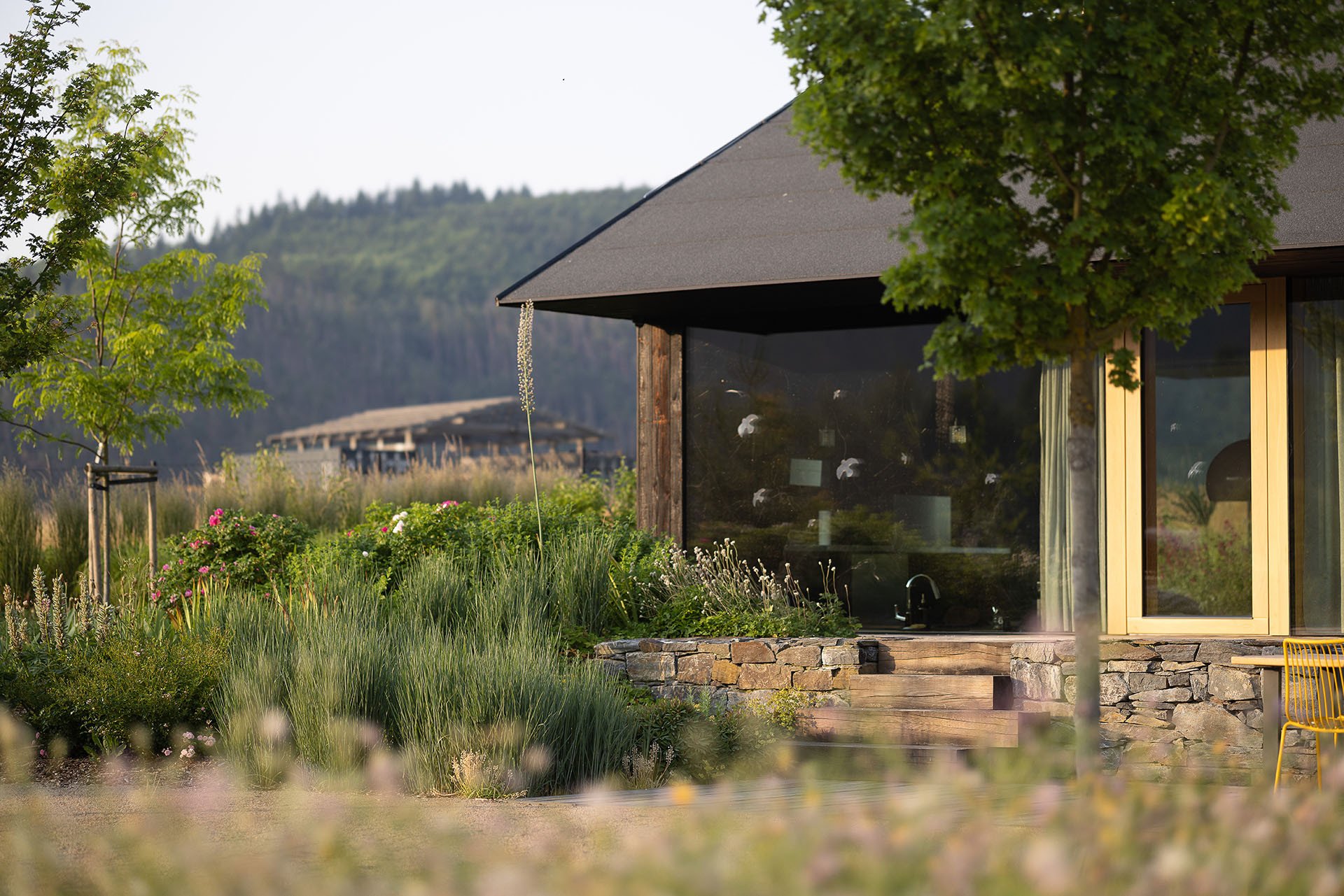 卡米克水库旁家庭住宅花园设计丨捷克-56