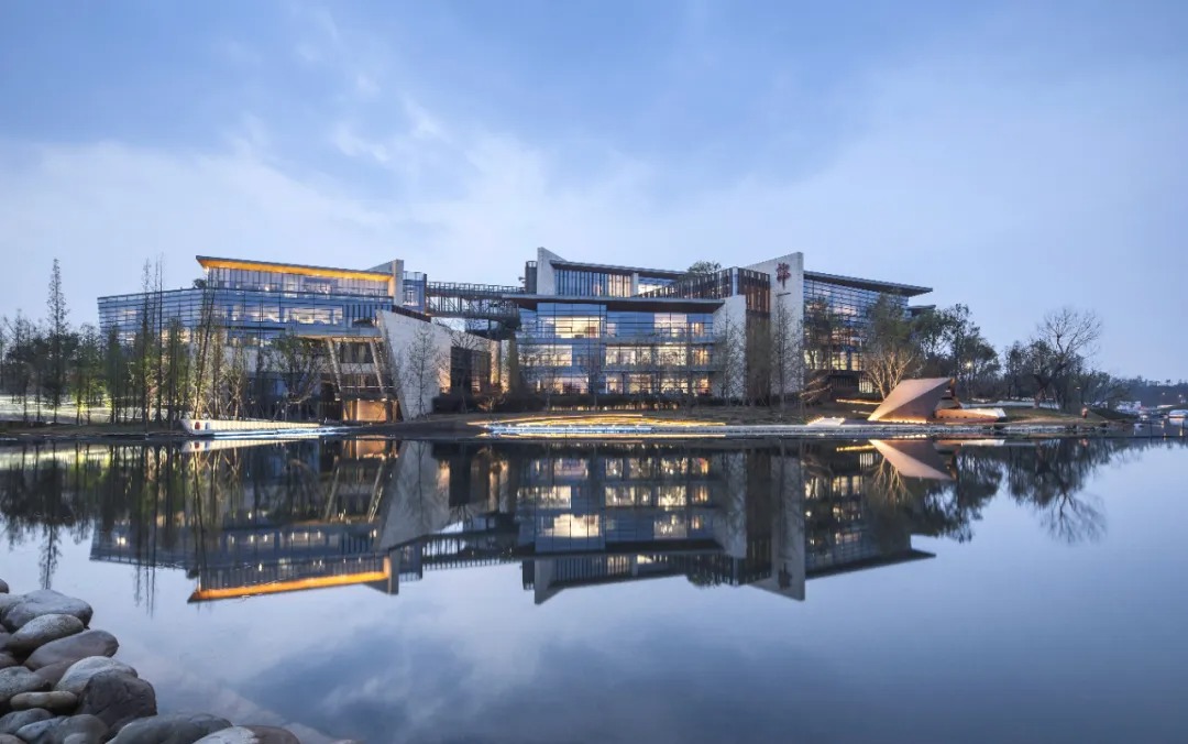  骏地设计丨成都麓湖郎酒集团总部 建筑设计 丨中国四川-0