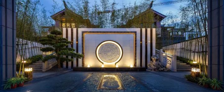 建筑设计中的对称美学-28