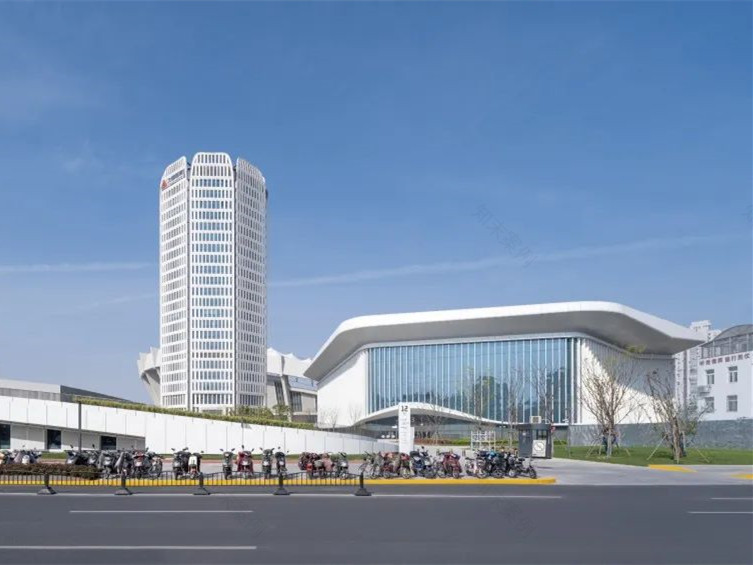 上海游泳馆丨中国上海丨HPP 建筑事务所-3