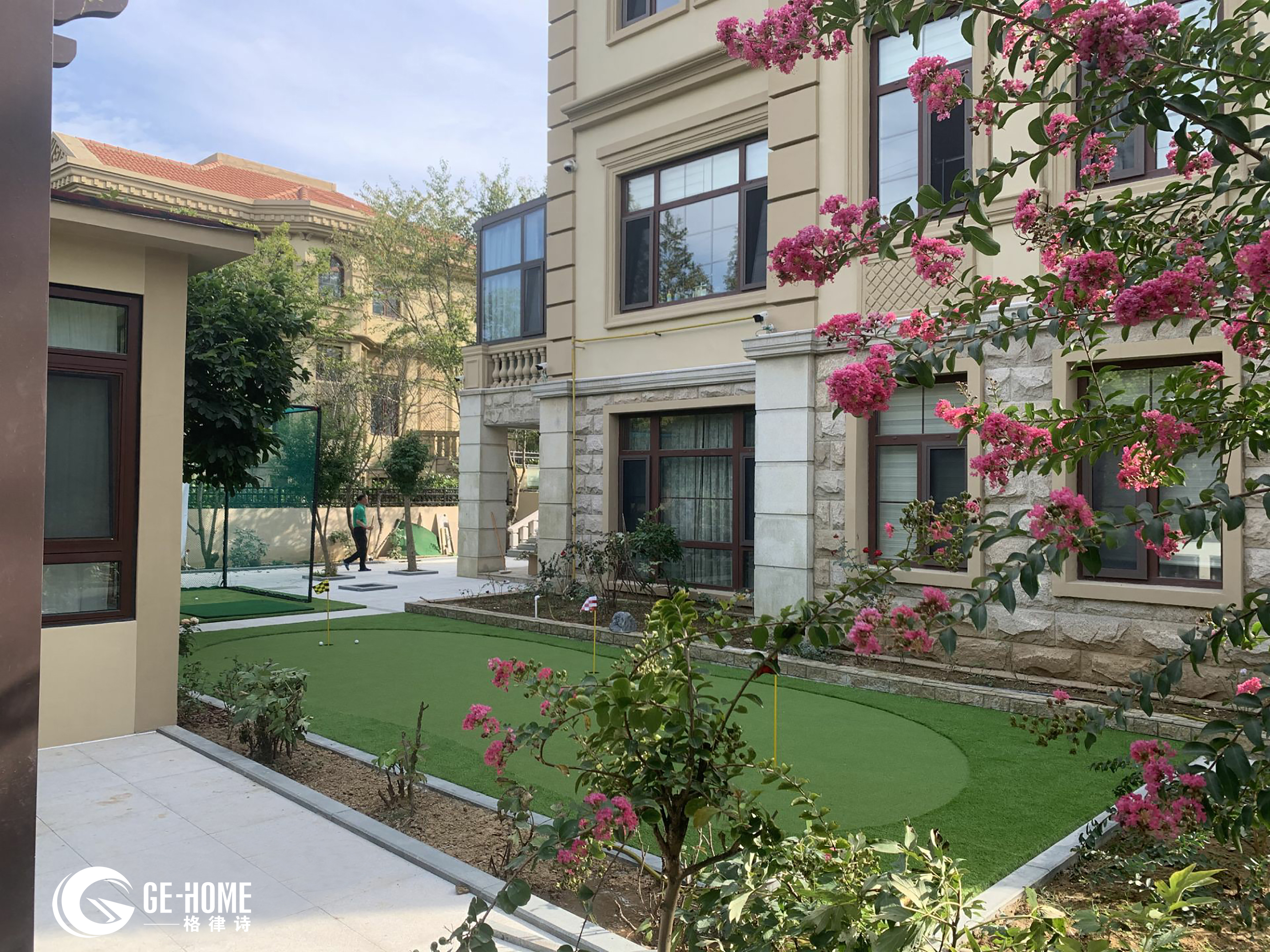 别墅花园空地人工果岭-7