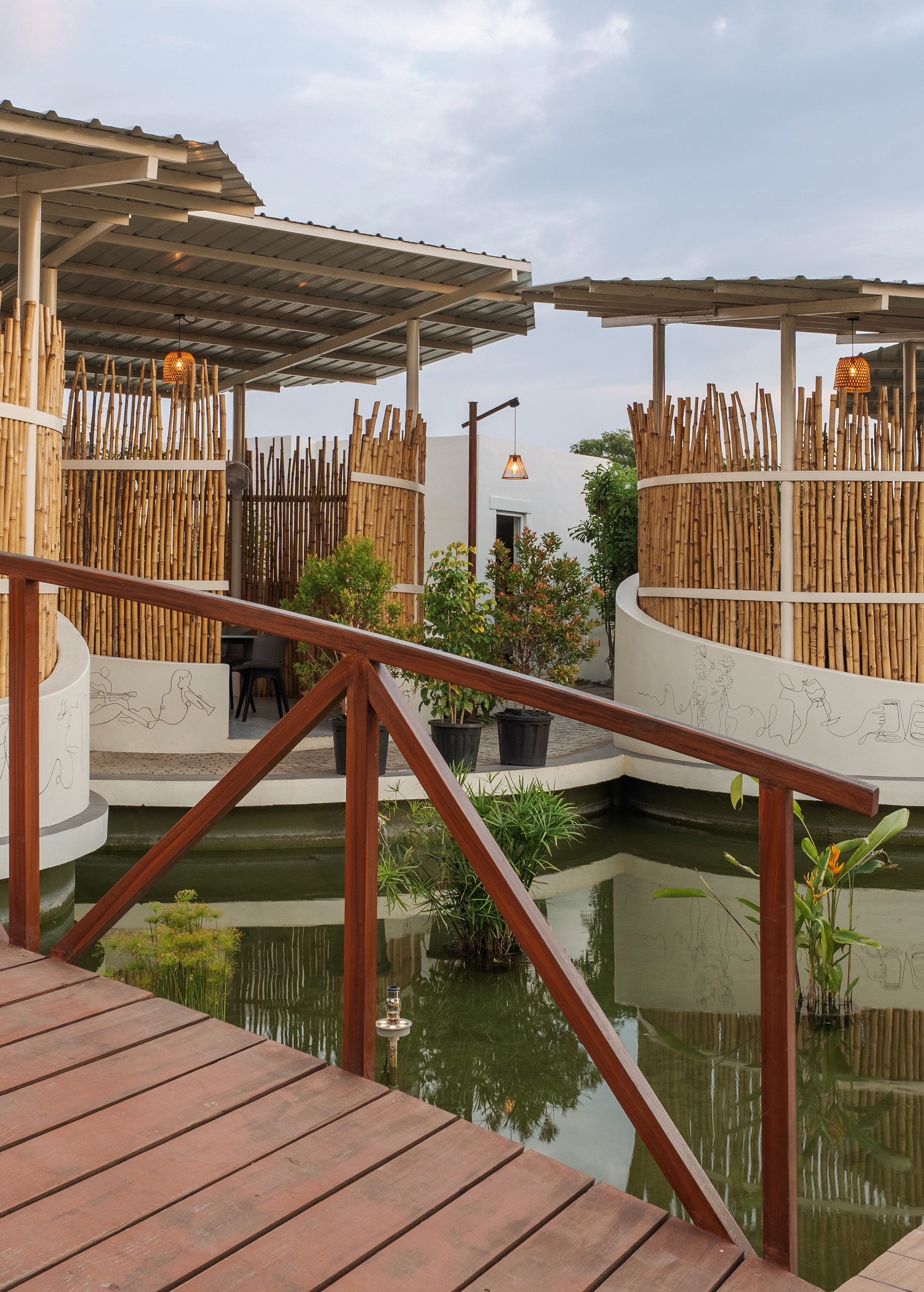 露台餐厅丨KARTHIK ARCHITECTS-42