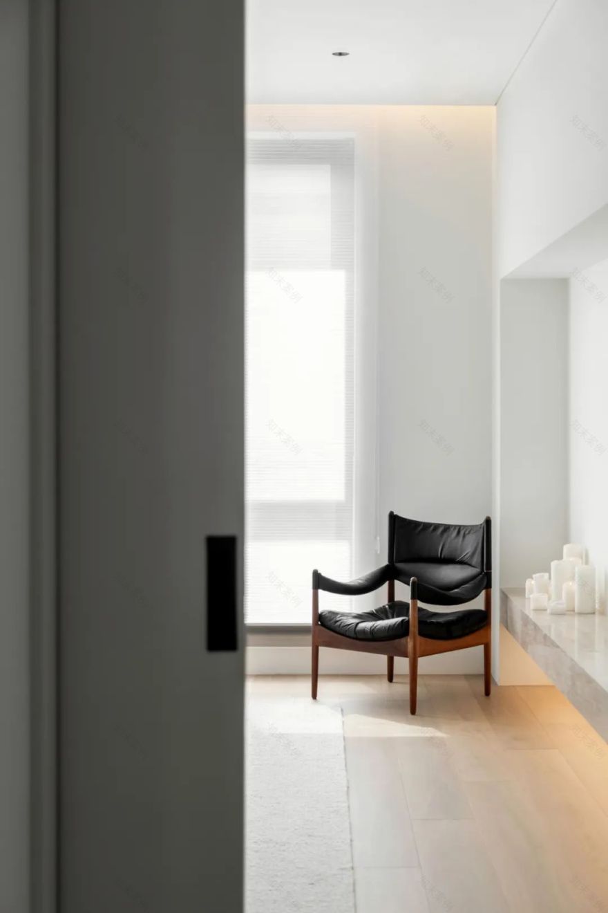 白色幻境 · 极简至上空间丨中国上海丨木卡工作室-31