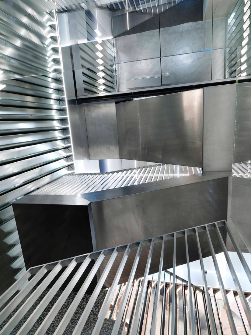 Repossi位于巴黎旺多姆广场的店铺丨法国巴黎丨OMA(大都会建筑事务所)-21