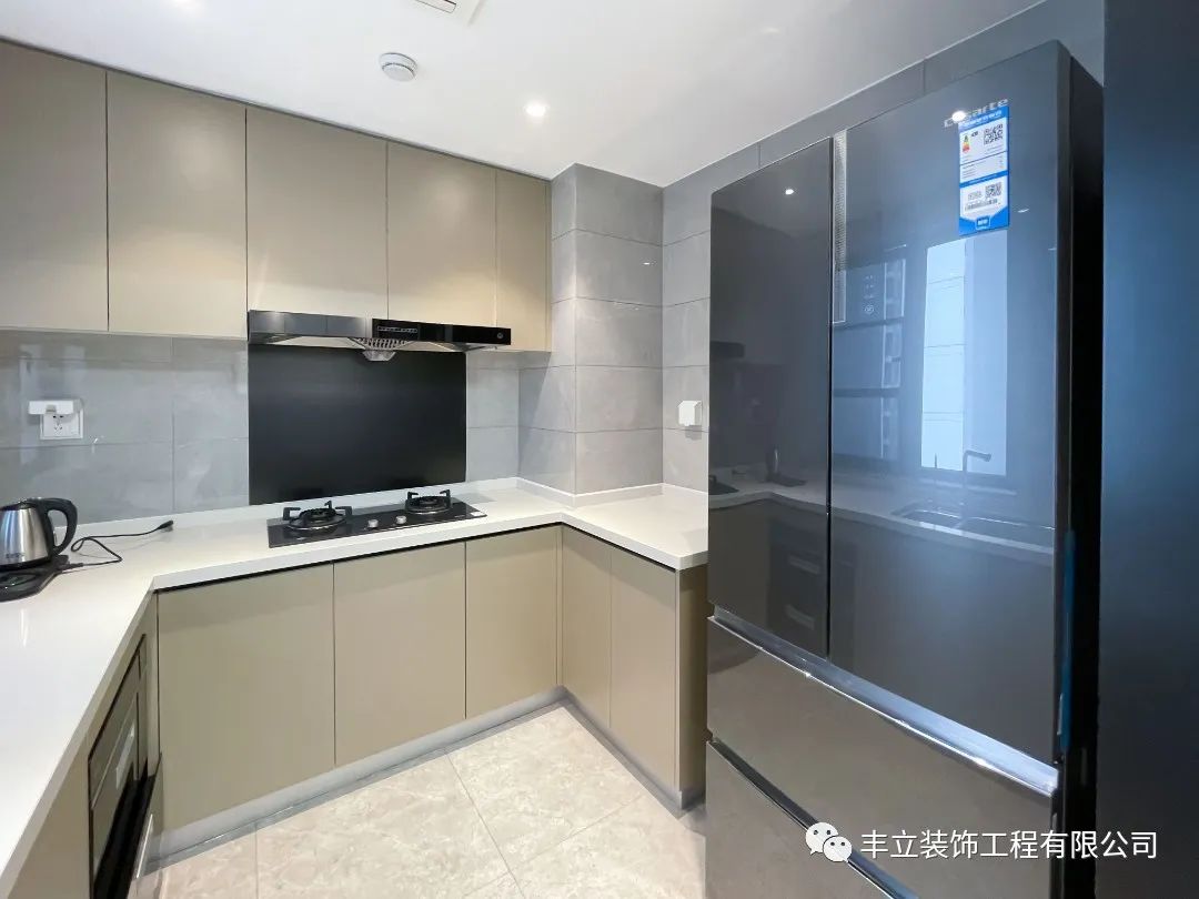 现代简约三代同堂住宅设计-39