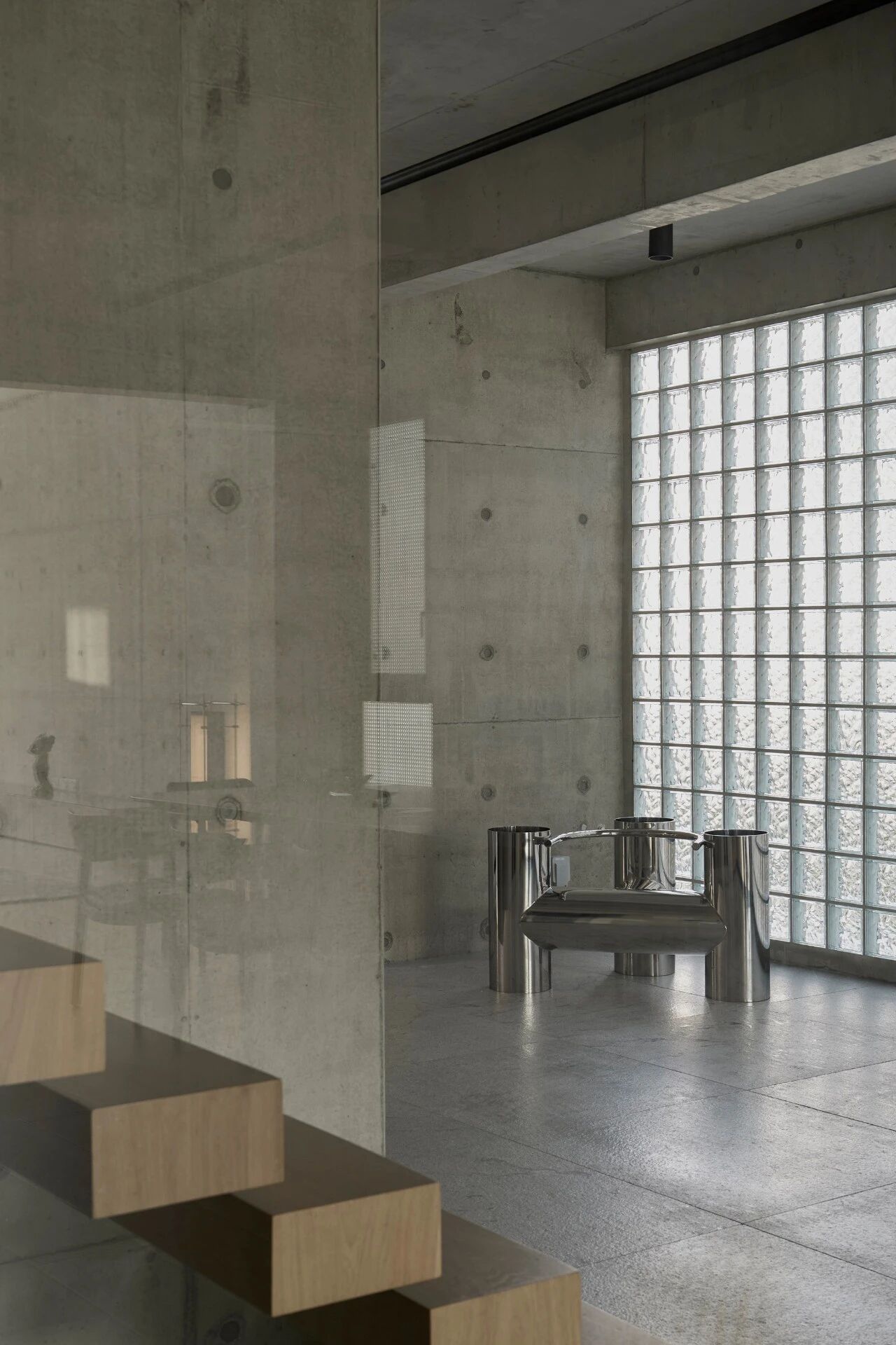 G 屋；G 宅（这里若有更多语境，能更准确翻译G代表的含义，比如可能是人名、地名首字母等） 丨Atelier01  A01-11