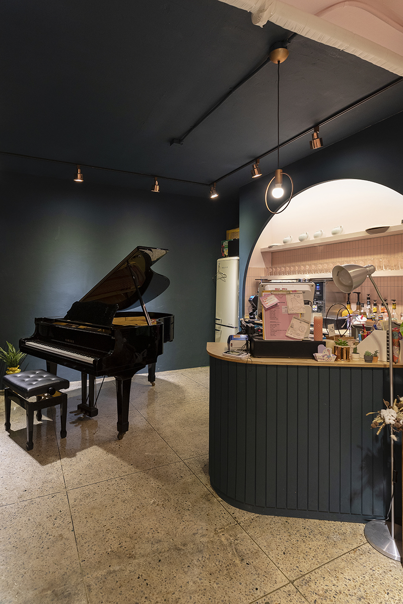 色彩点睛，打造温馨咖啡馆与钢琴学院-7