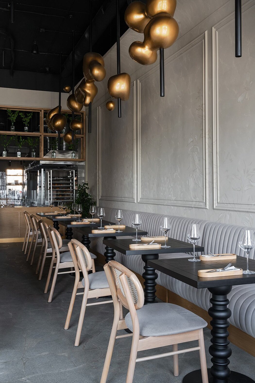 42·173P 萨尔瓦多黄金葡萄酒小酒馆丨俄罗斯丨LEFT design-5