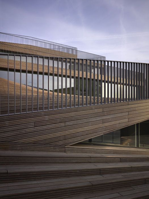 荷兰罗森达尔咖啡馆建筑,打造城市公共空间新地标-16