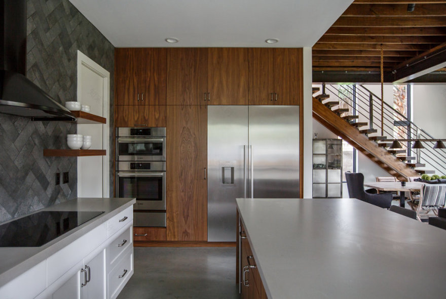 大西洋海滨现代住宅的工业风设计-15