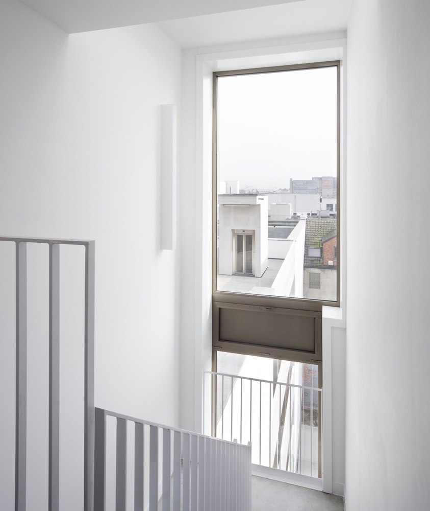 比利时安特卫普河畔双楼改造-30