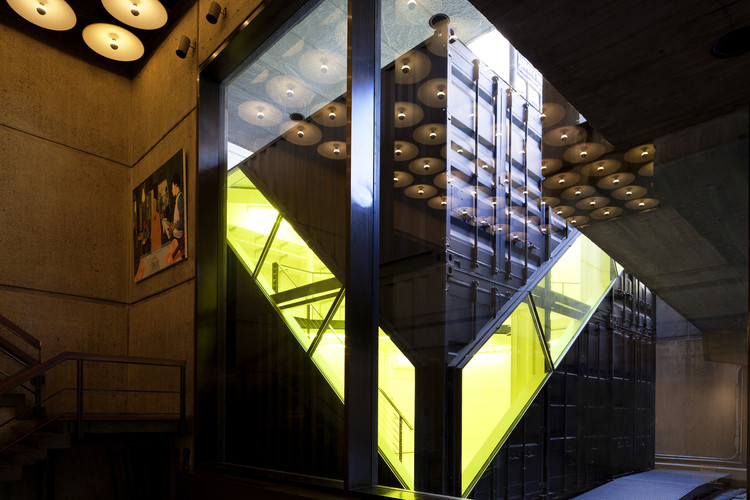 Whitney Studio  LOT-8