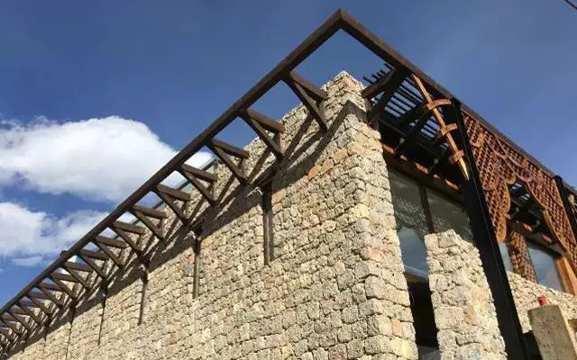 老顽童改过的民宿，就成了婚纱照圣地-15