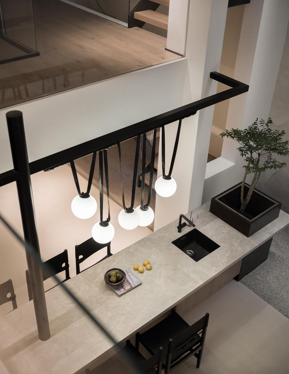 350㎡别墅简约白与原木经典搭配丨中国上海-72