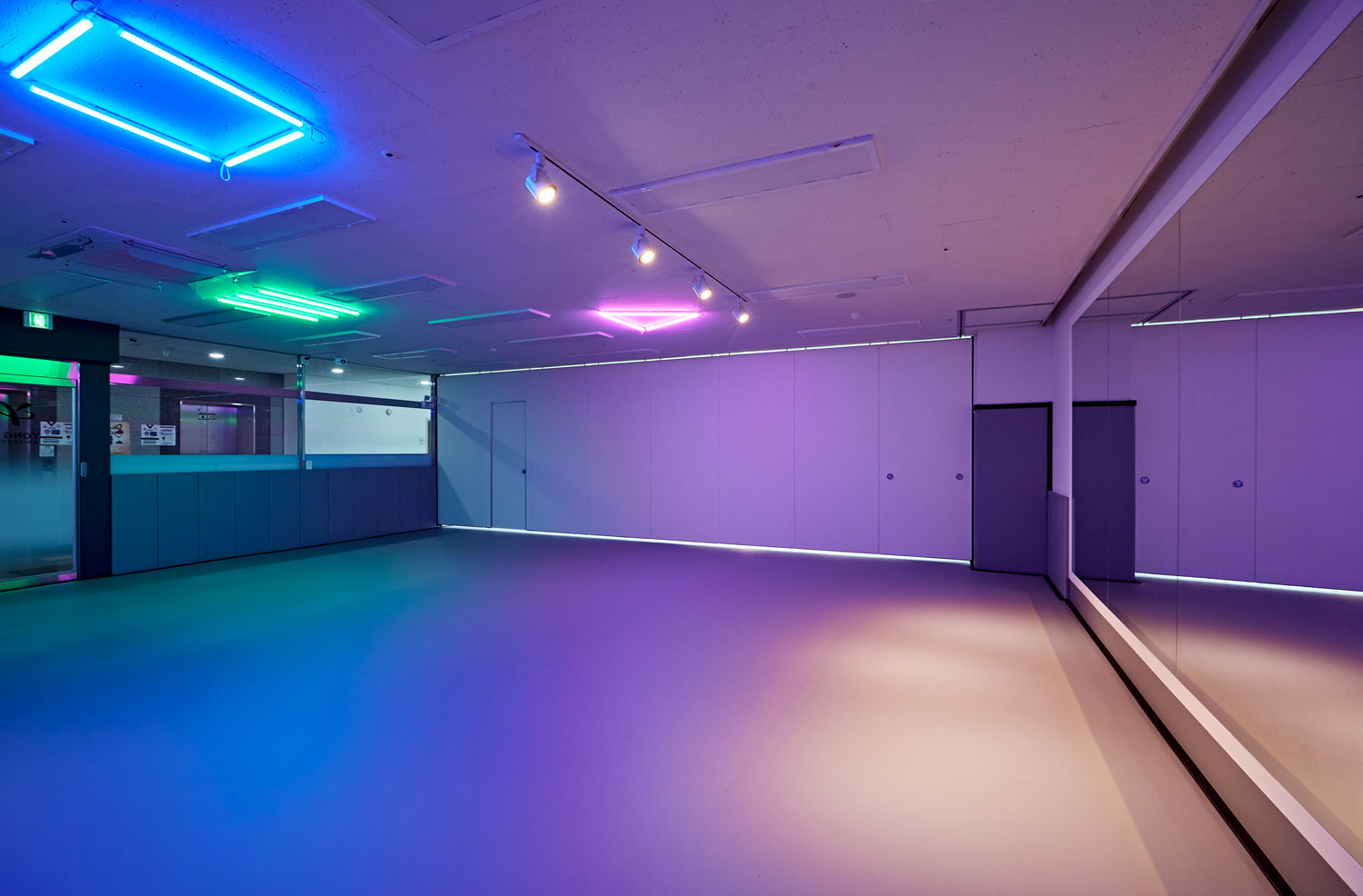 50 平极简跆拳道馆，白色调的清爽空间设计-14