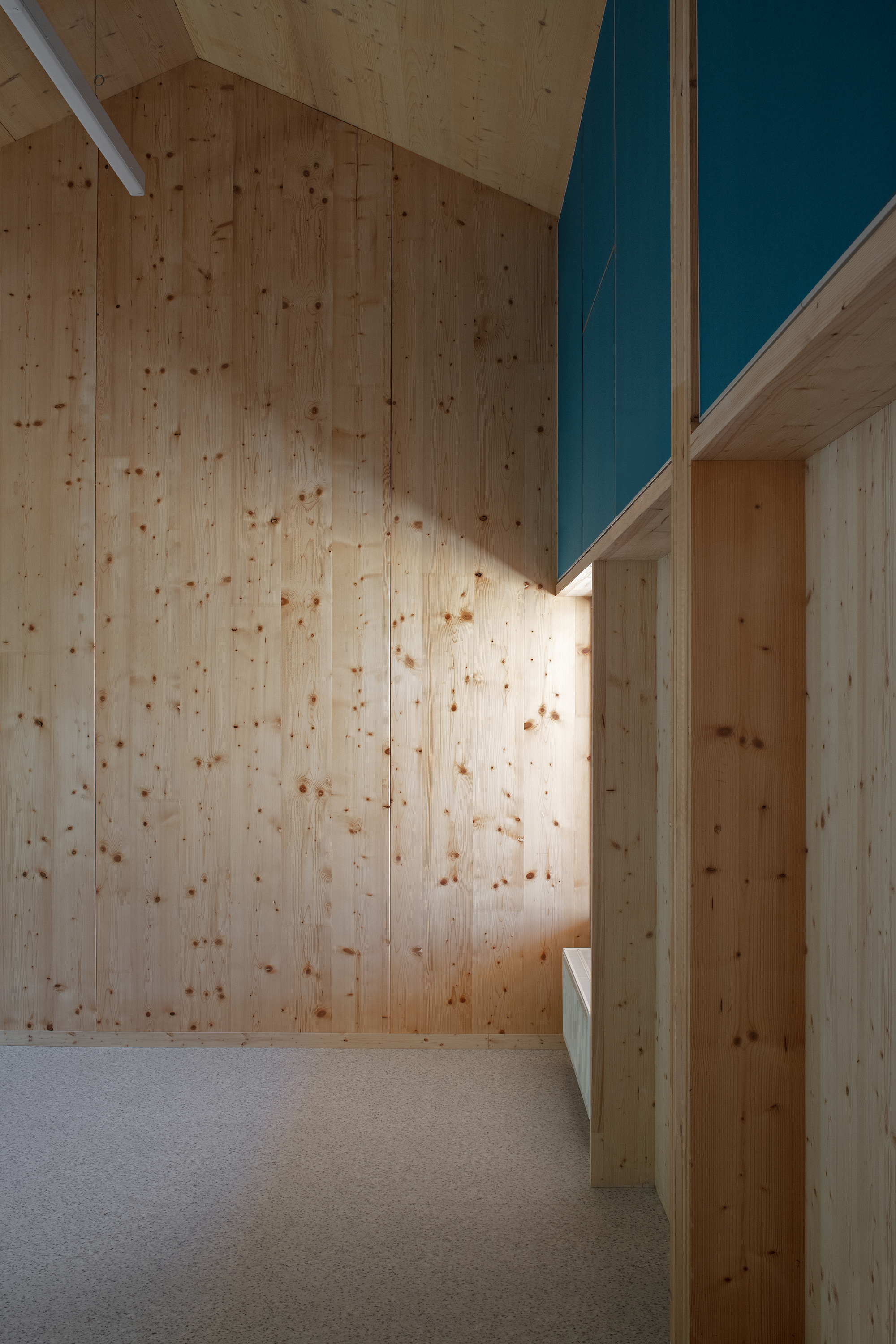 娱乐中心丨法国丨Esnard Sanz-33