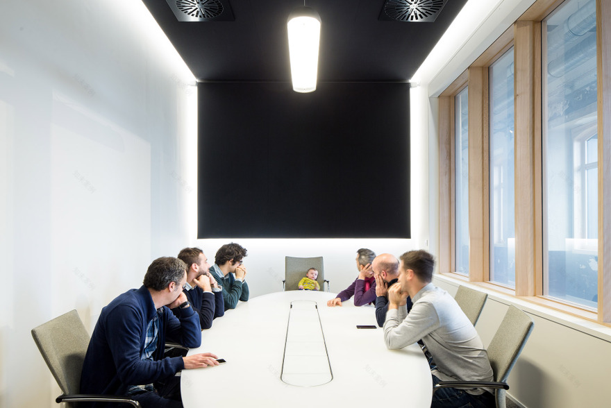 哈钦森集团办公空间,507 厂房改造 / Encore Heureux architectes-31