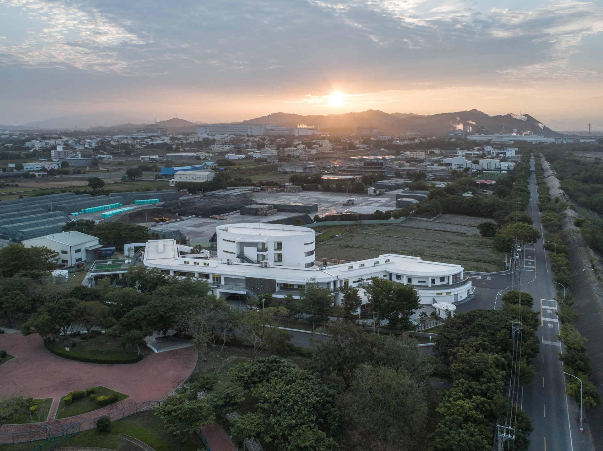 侯利动物收容所丨中国台中丨姜樂靜建築師-3