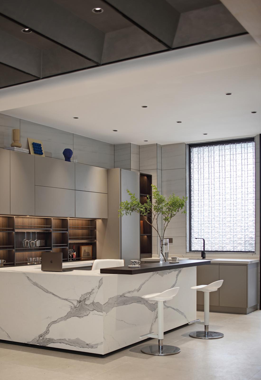 现代极简普拉提馆-0