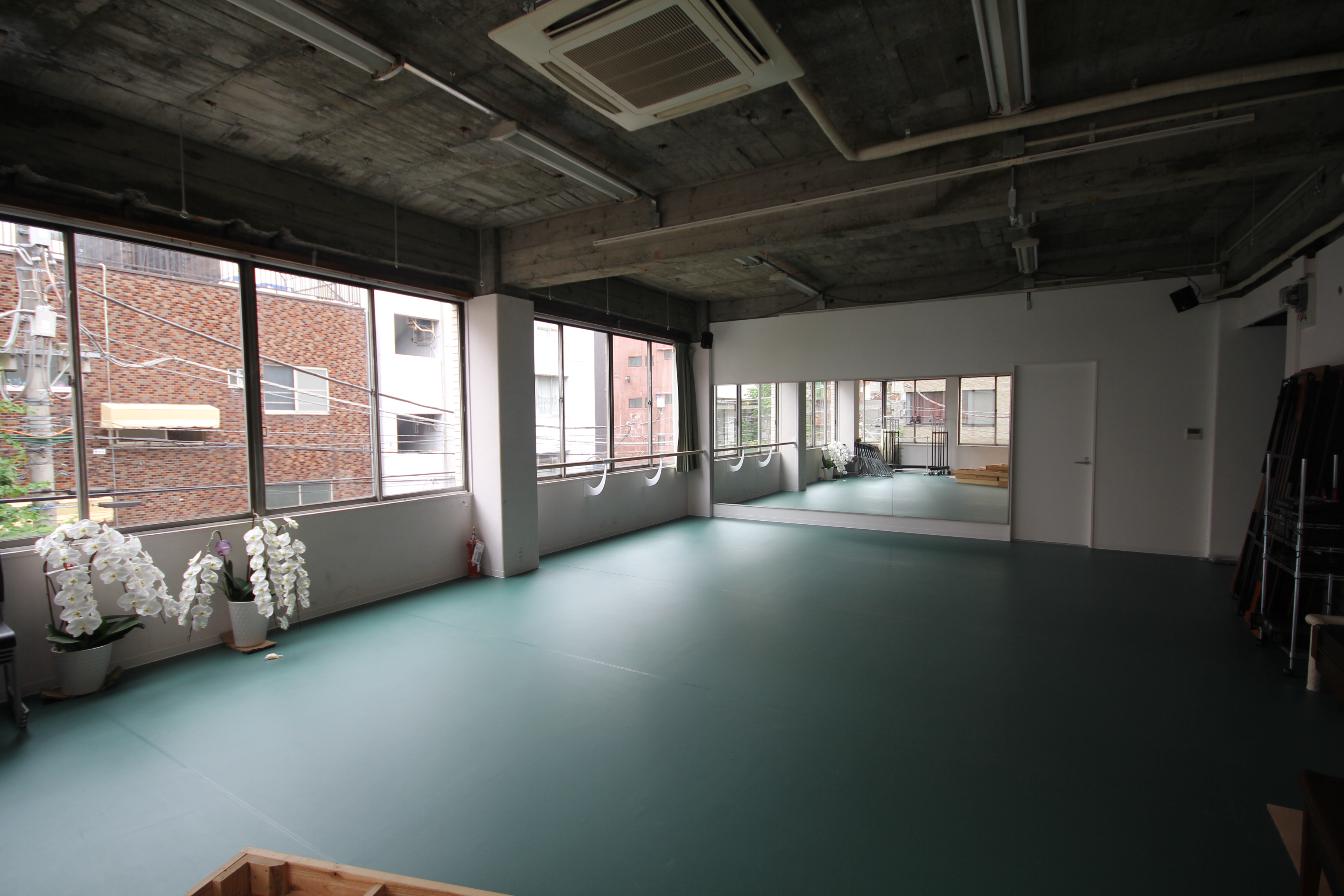 融合剧场、舞蹈工作室与民宿的创意空间-51