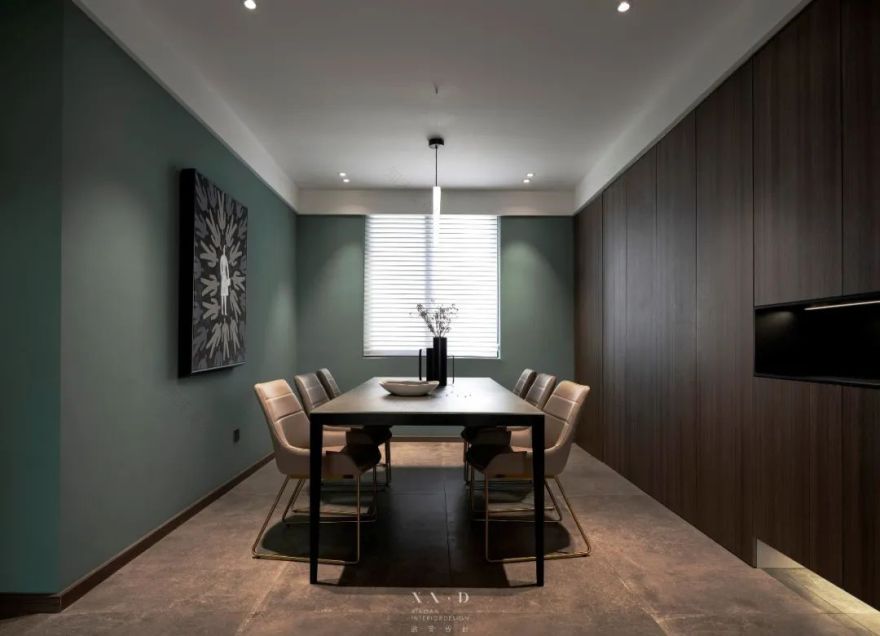 苏州玲珑湾 190 平私宅设计,金属元素与色彩点缀的个性空间-47