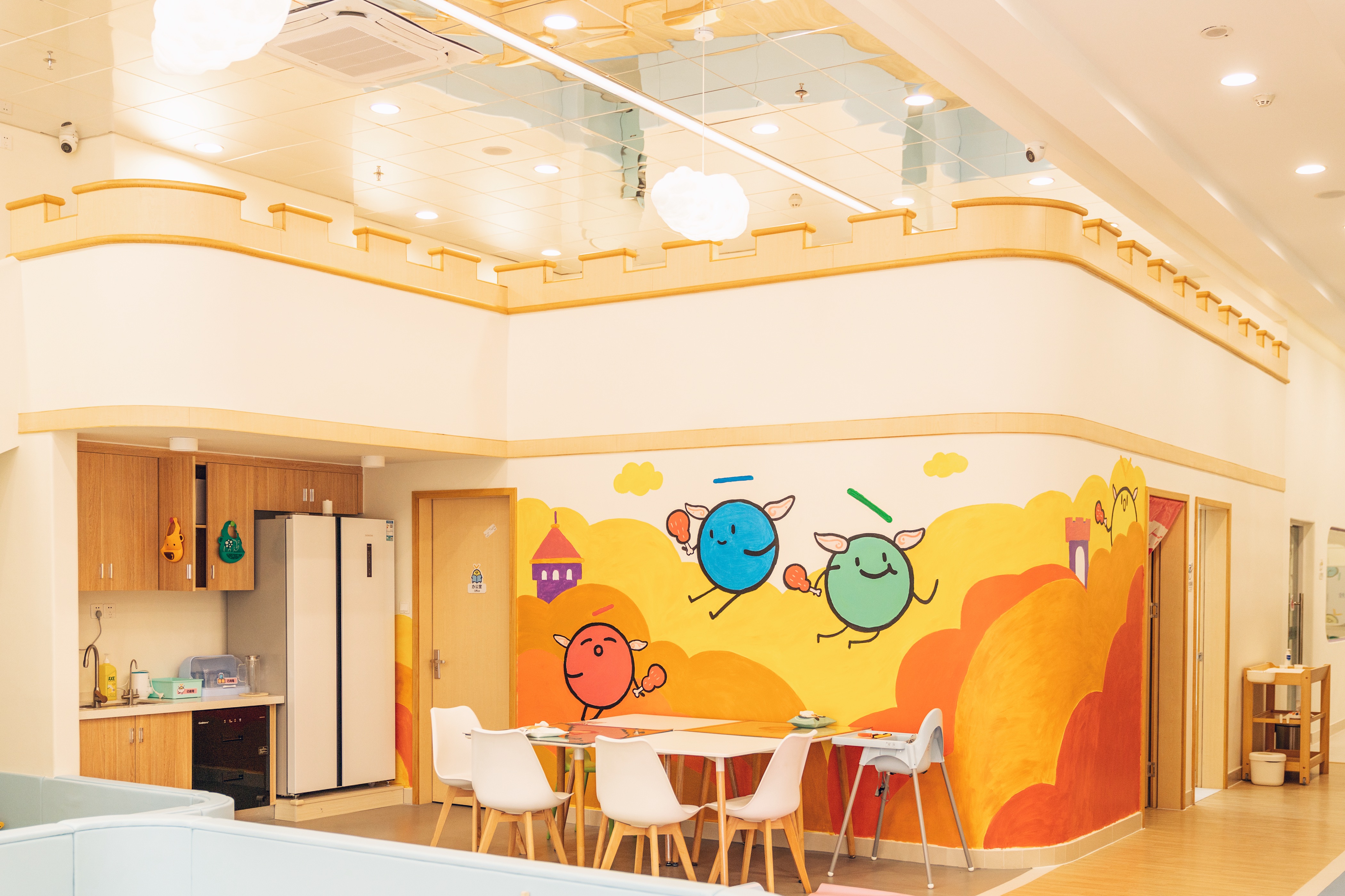 吐泡泡亲子游泳俱乐部广州白云店设计案例丨中国广州丨意匠工作室-7