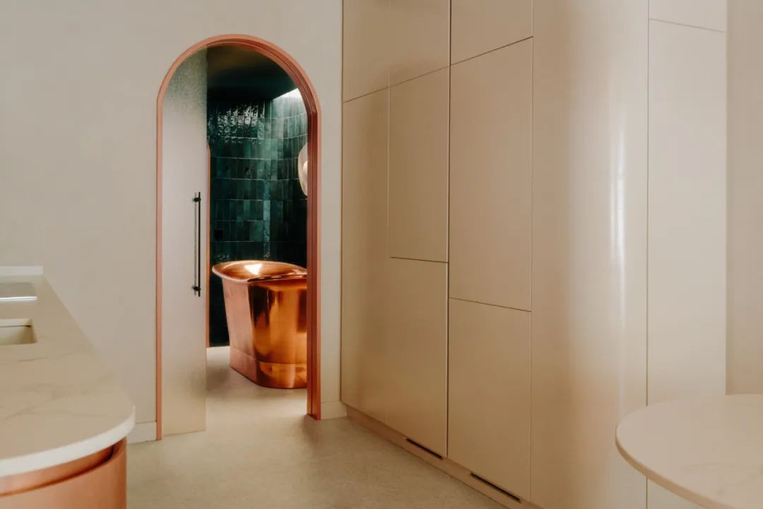 Waves House 艺术公寓翻新丨西班牙丨巴塞罗那设计师 Szymon Keller-10