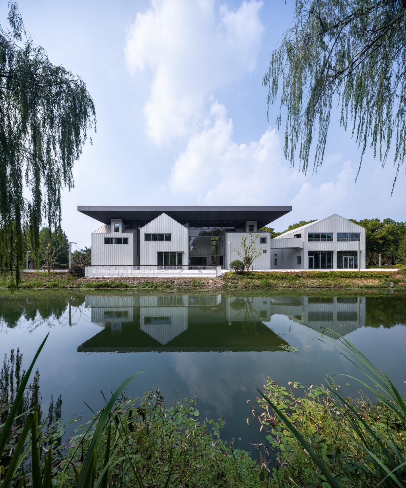 昆山城市生态森林公园游客中心，江苏 / 阿科米星-5