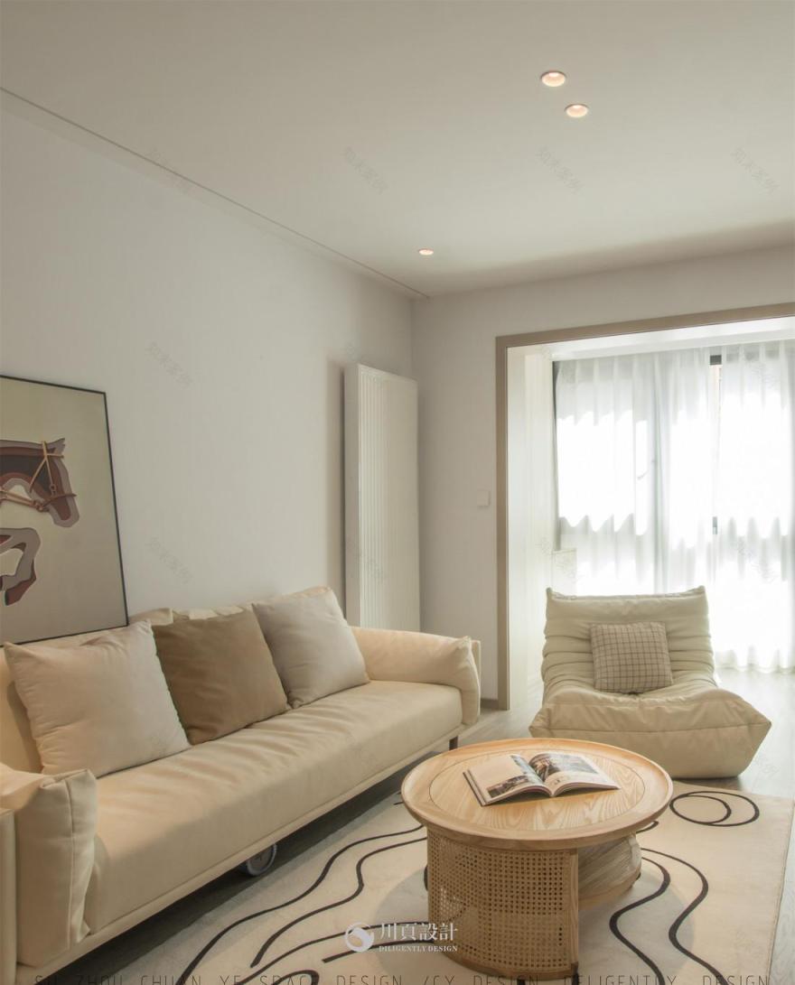 奶白木色极简平层-6