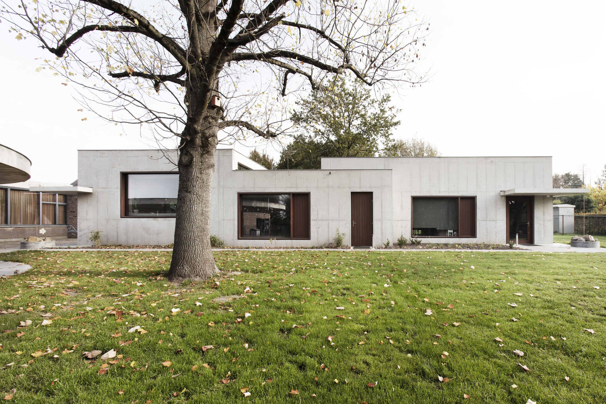 混凝土幼儿园+天篷丨比利时丨BOT architektuurcollectief-23