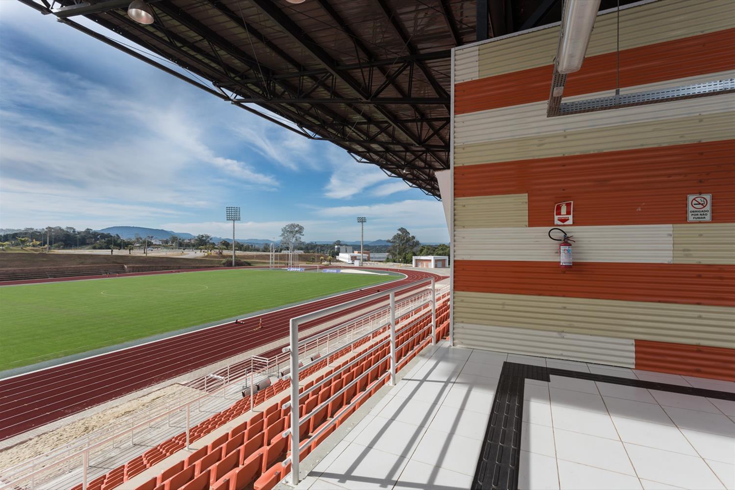 巴西 Estádio Olímpico Univates · Tartan Arquitetura e Urbanismo 的体育建筑杰作-8