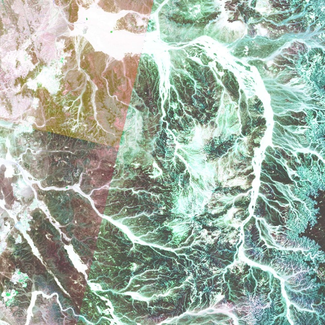 Blue Farmland可译为蓝色农田，但huaikuanchung不是一个常见的英文词汇或有公认含义的词语，不清楚其确切指的是什么，无法完成该部分的准确翻译 丨以色列-35