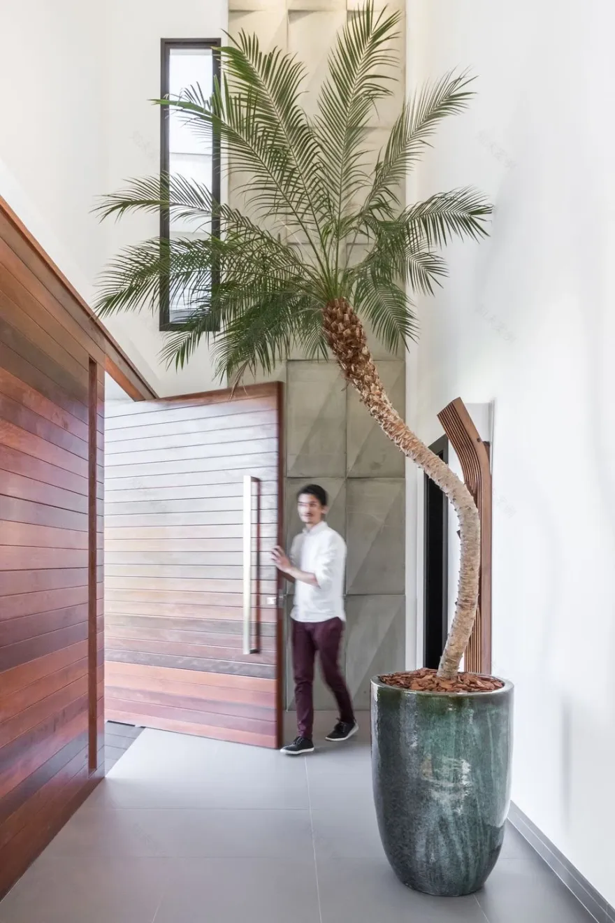 巴西轻奢现代居所-7