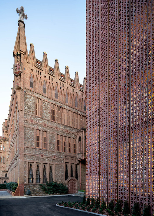 巴塞罗那“逃离楼梯”项目丨西班牙巴塞罗那丨Picharchitects,PichAguilera-13