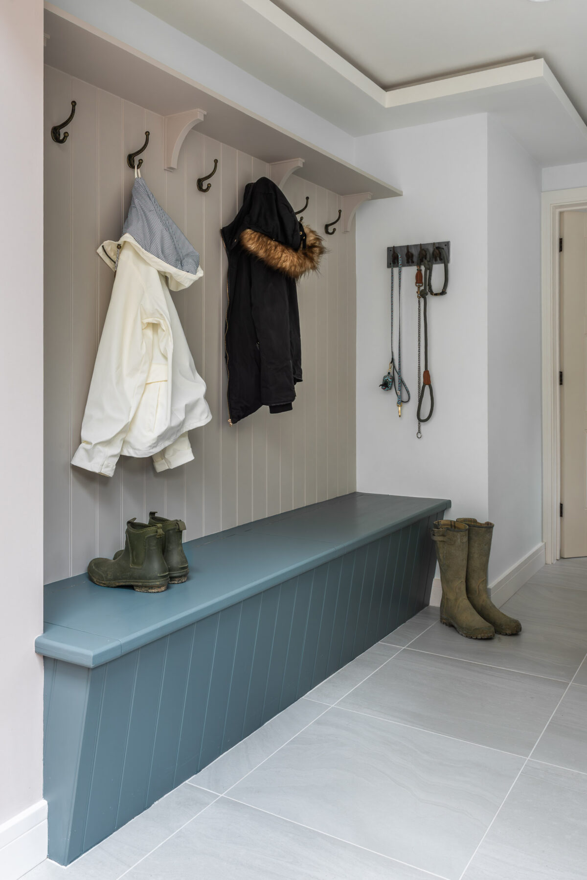 Elegant In-Frame Kitchen Project in Brockenhurst | Elliotts Living Spaces-13