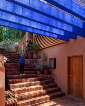 Wooden Anne·（墨西哥住宅扩建项目）丨Pedro & Juana