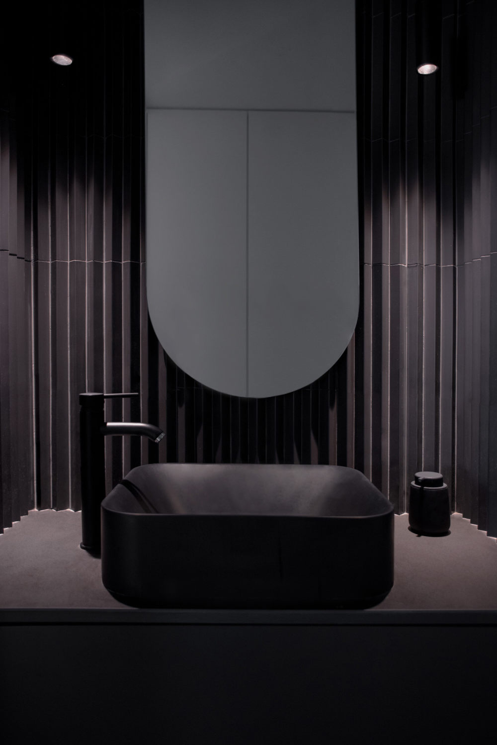 SV01 房屋丨西班牙塞维利亚丨安东尼奥·莫拉,爱德华多·塔赞-18