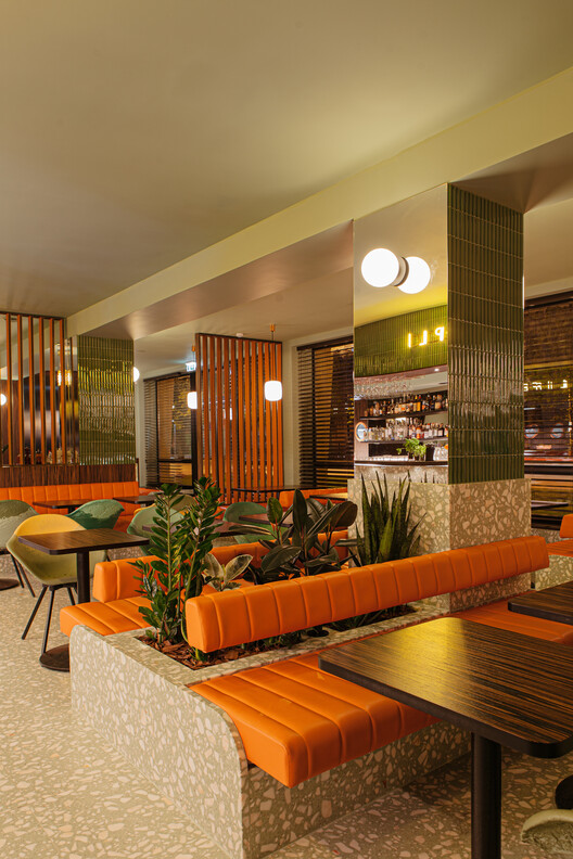 奥迪安酒吧餐厅-11