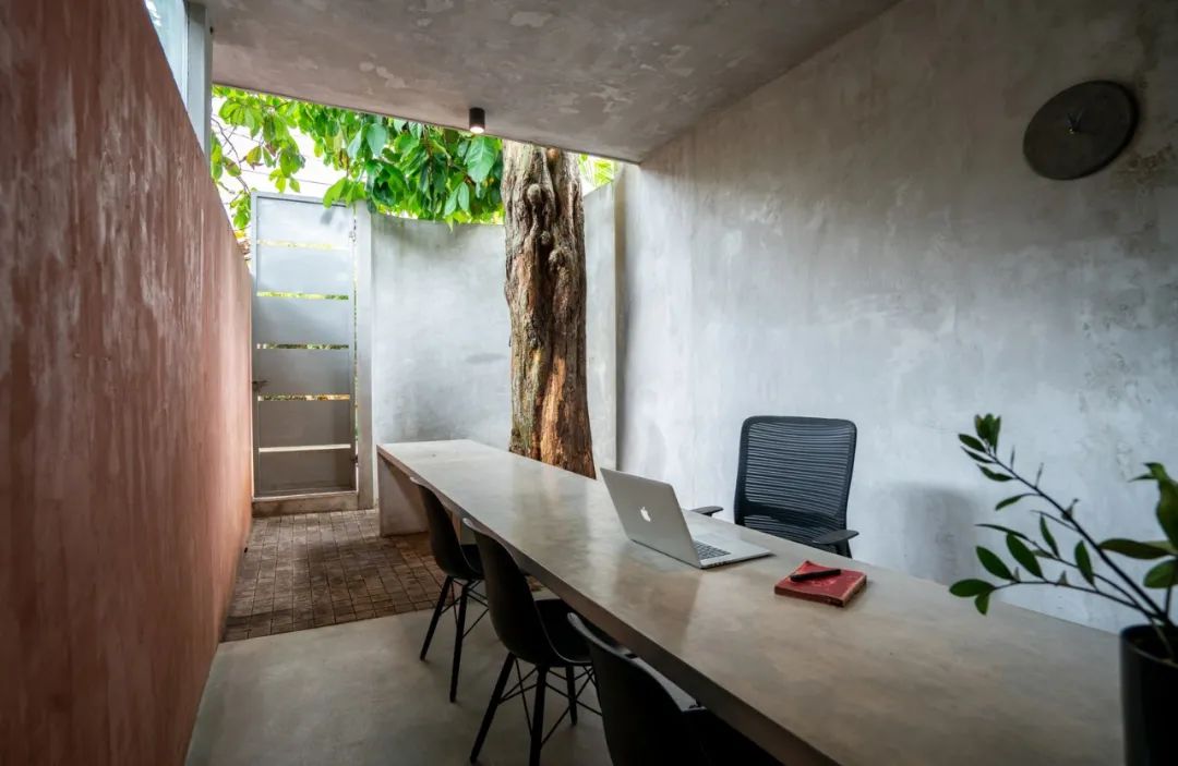 50 年老宅变多元工作室丨勾勾手设计网-24