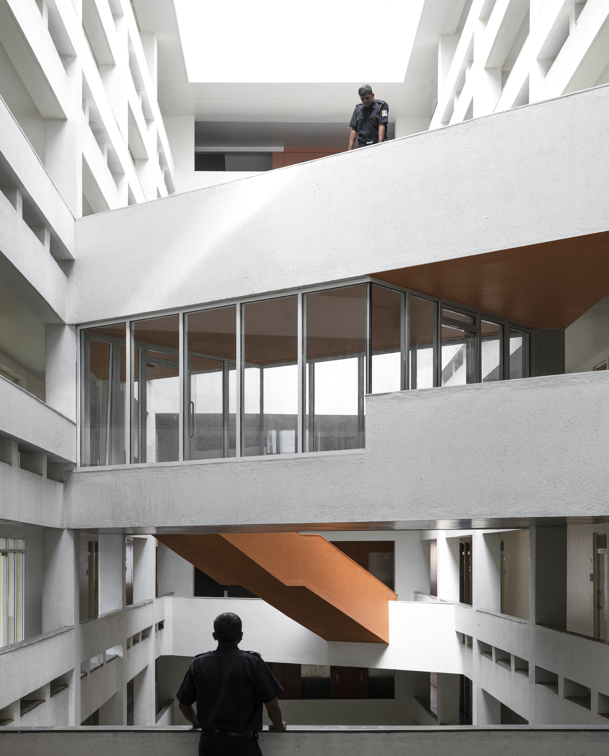 Veermata Jijabai Technological Institute Student Housing / MO-OF-41