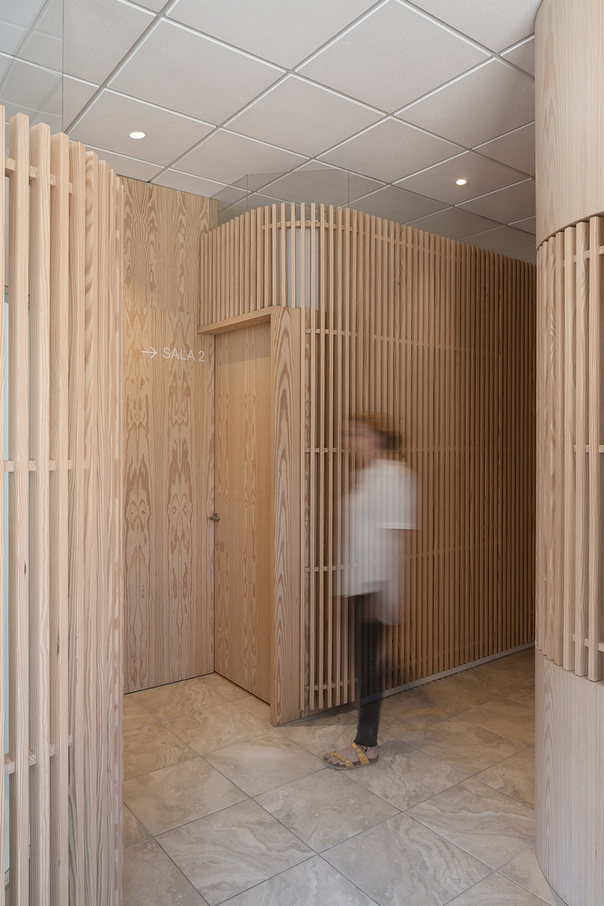 西内利亚物理治疗中心丨西班牙丨Erbalunga estudio-24