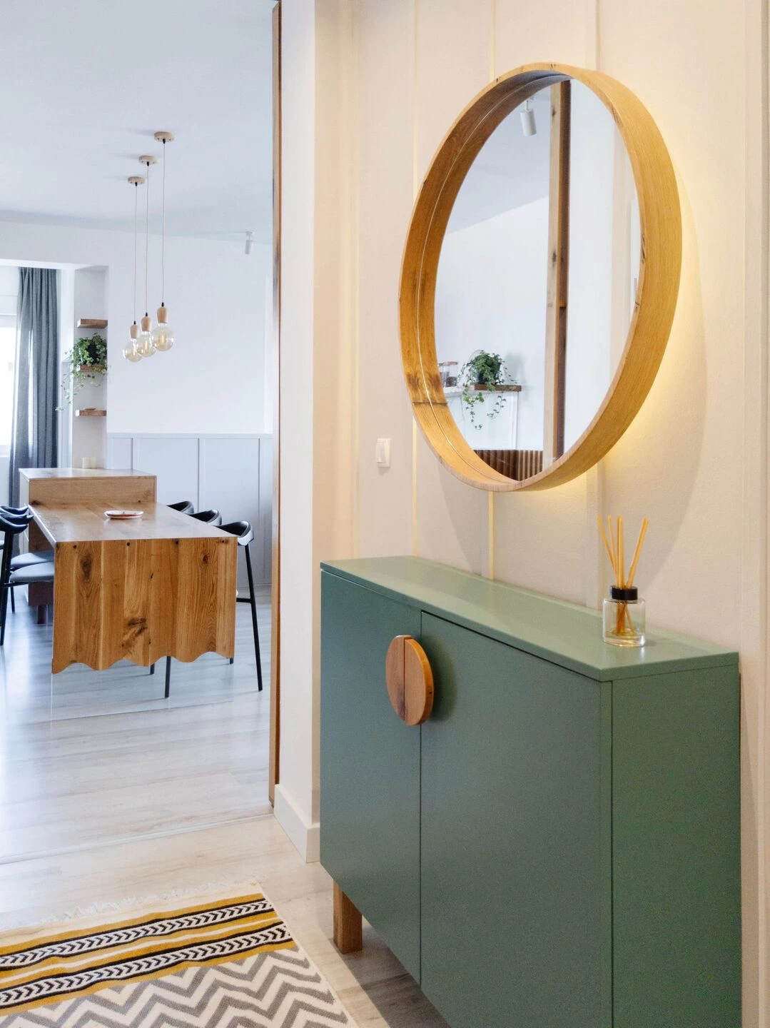 逃离现实的黑色厨房·Rozë 公寓丨普里什蒂纳-29