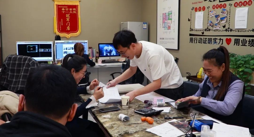 现代轻奢风三口之家室内设计丨中国赤峰丨刘国琦-19