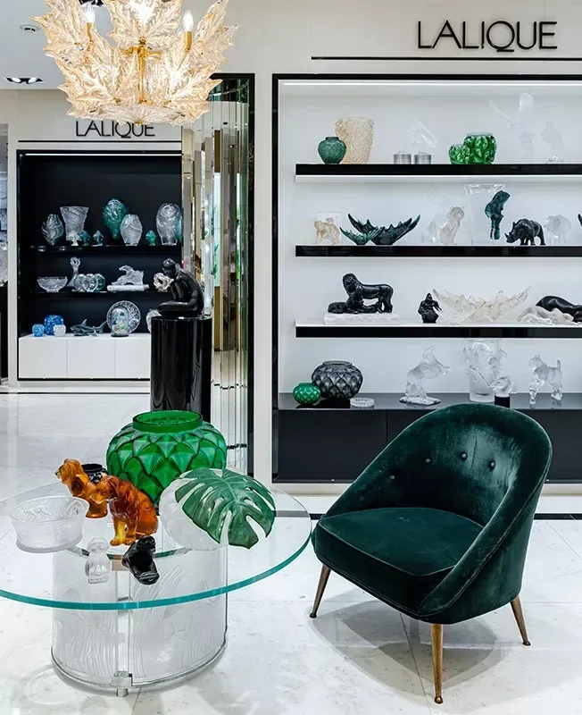 Lalique在莫斯科中央百货商场一楼的展示角设计丨俄罗斯莫斯科丨Humbert & Poyet(埃米尔·于姆贝和克里斯托夫·普瓦耶)-17