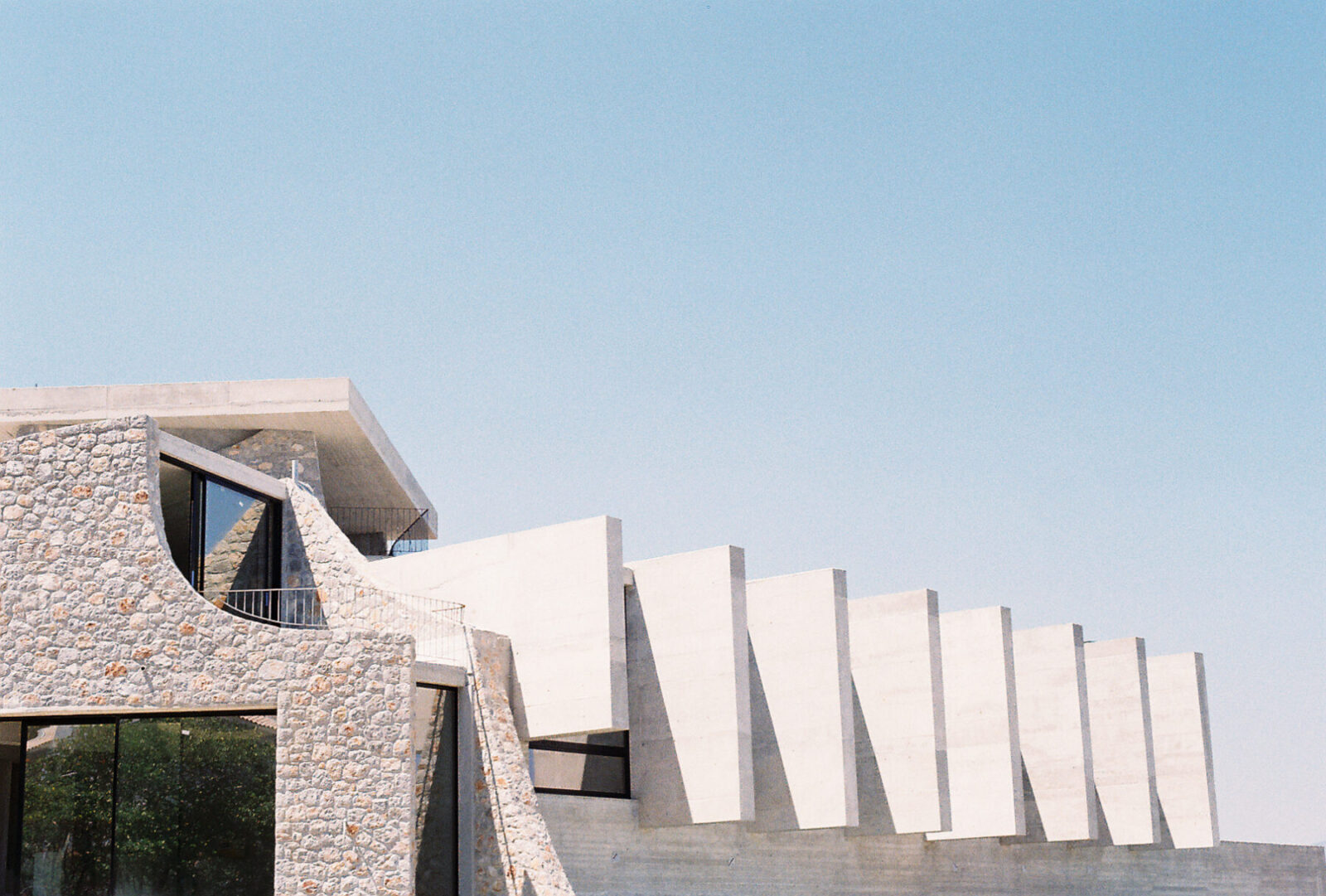 丨康斯坦丁诺斯·埃斯塔西乌,乔治·布吉乌科斯,康斯坦丁诺斯·塞洛斯-5