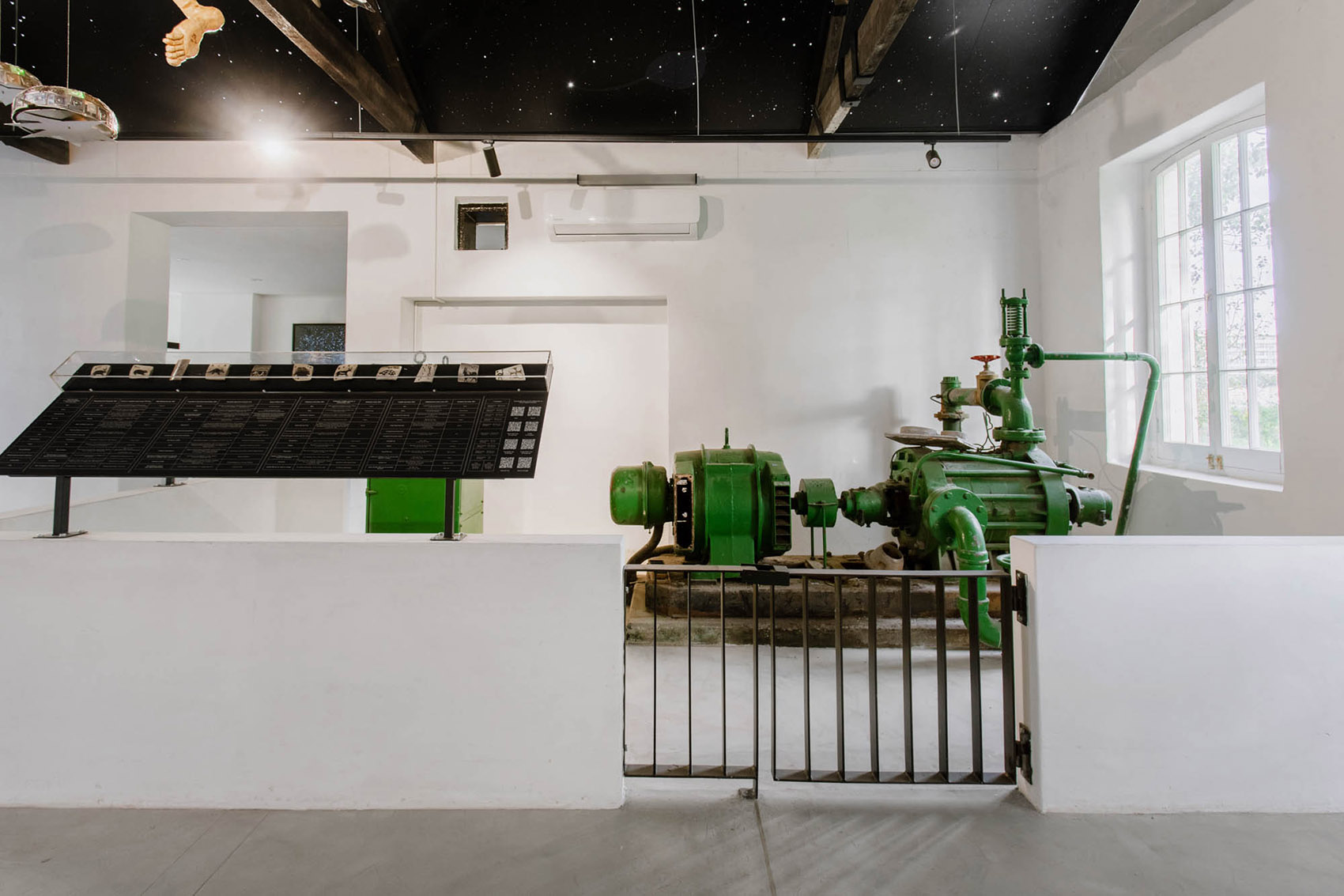 南非天文台新游客中心及公共卫生间丨南非开普敦丨SALT Architects-11